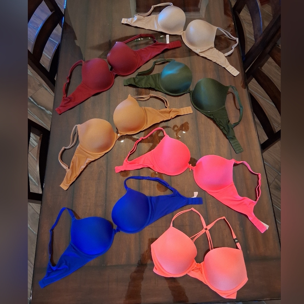 Vicroria's Secret 36D Bra Bundle
